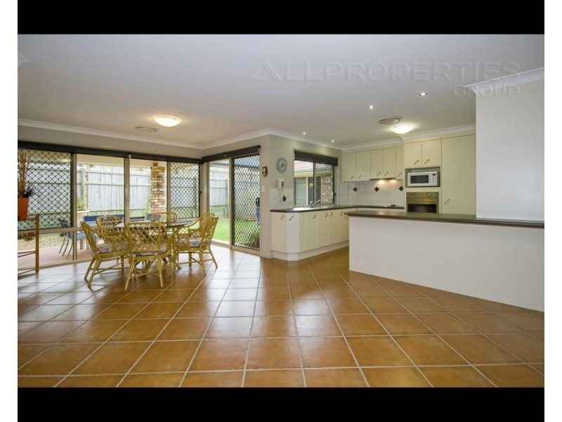 73 Caley Cres, Drewvale QLD 4116