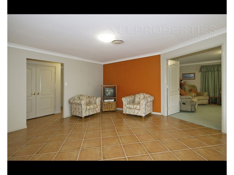 73 Caley Cres, Drewvale QLD 4116