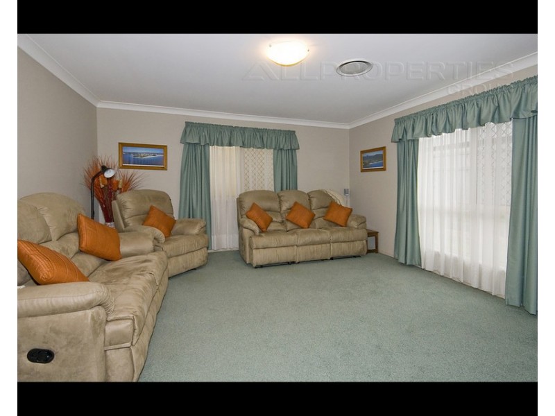 73 Caley Cres, Drewvale QLD 4116