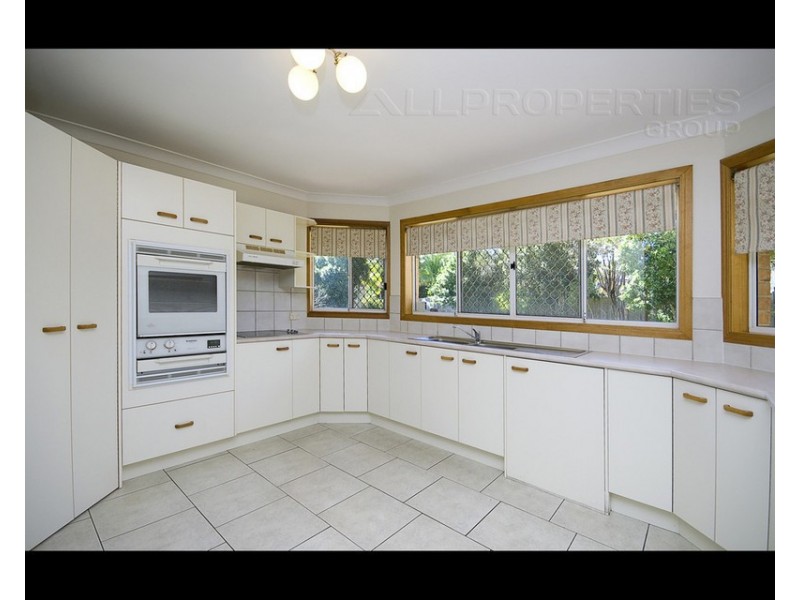 9  Nym Court, Sunnybank Hills QLD 4109