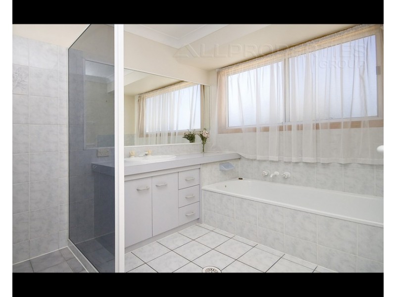 9  Nym Court, Sunnybank Hills QLD 4109