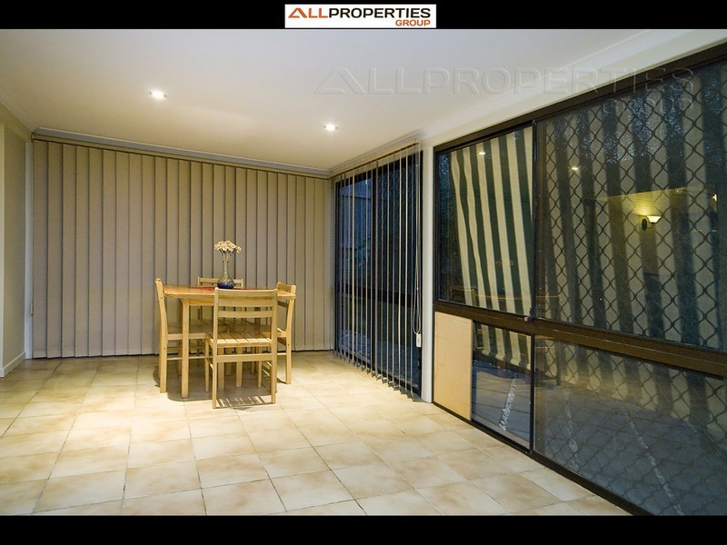 12 Peatmoss St, Sunnybank Hills QLD 4109