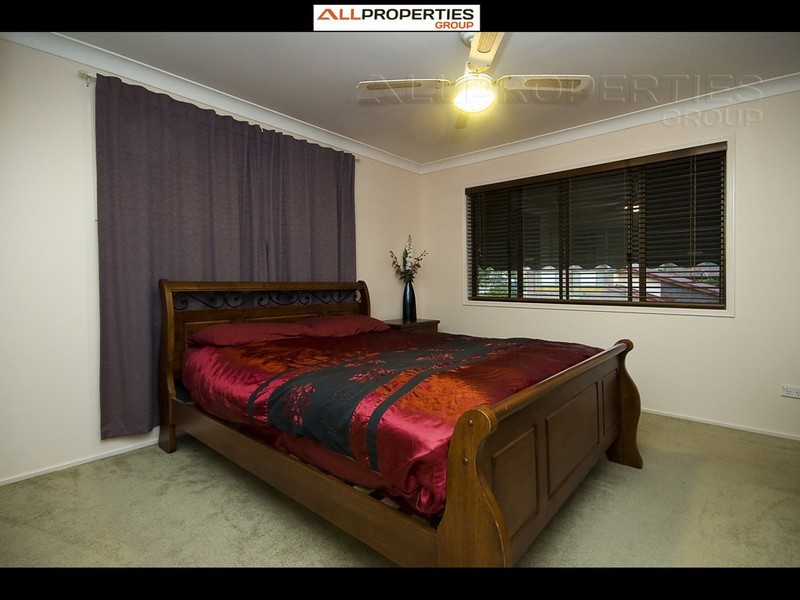 12 Peatmoss St, Sunnybank Hills QLD 4109