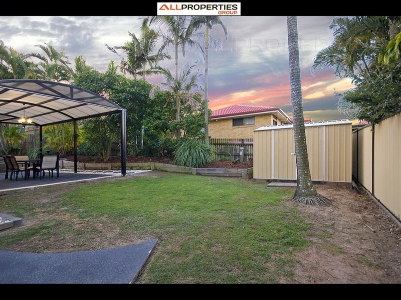 12 Peatmoss St, Sunnybank Hills QLD 4109