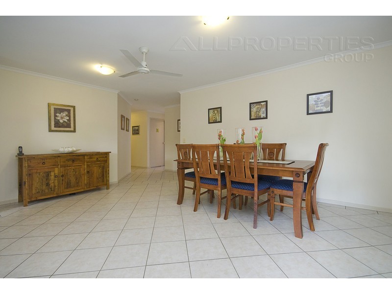 21 Daffodil Cres, Calamvale QLD 4116