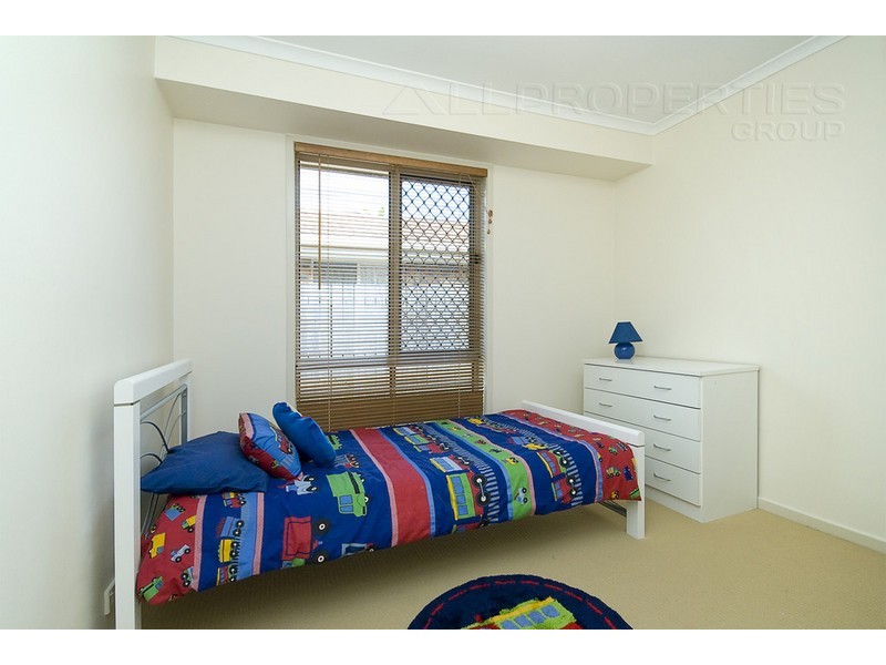 21 Daffodil Cres, Calamvale QLD 4116