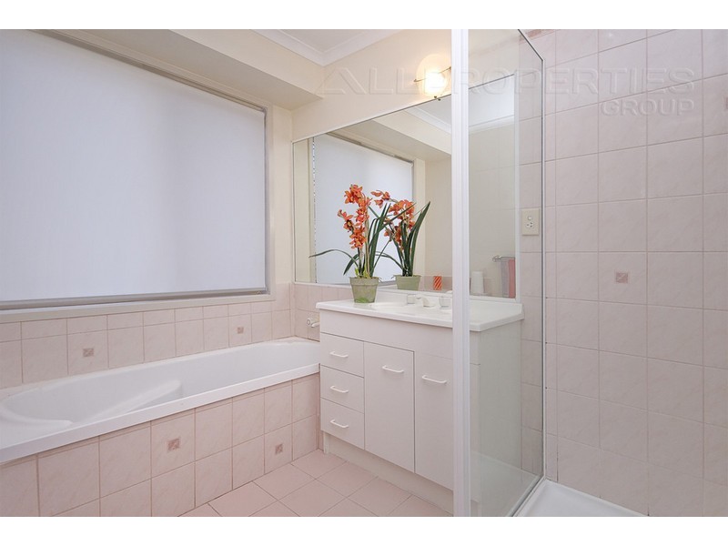 21 Daffodil Cres, Calamvale QLD 4116
