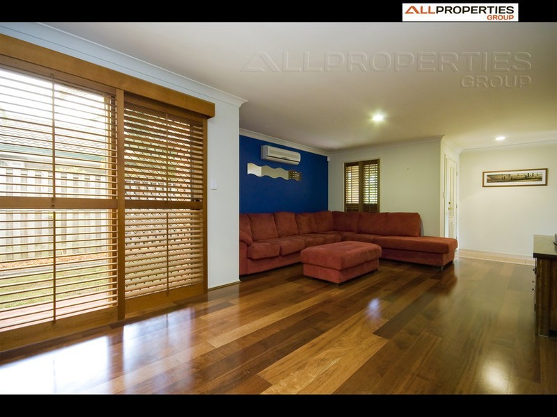 25  Waterlilly Pl, Calamvale QLD 4116