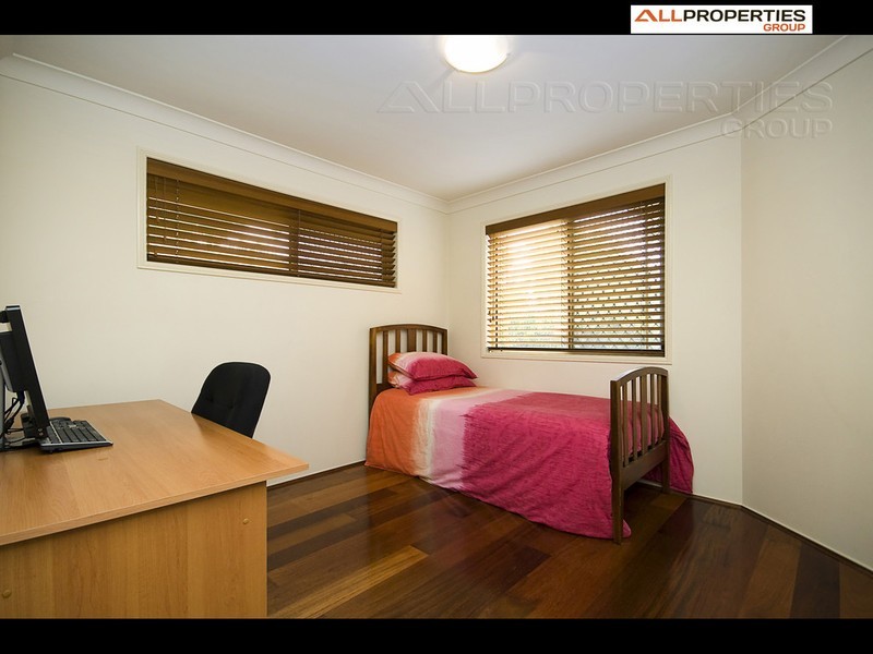 25  Waterlilly Pl, Calamvale QLD 4116