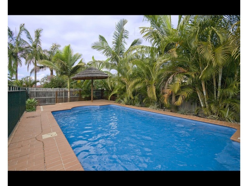 9 Scarlet Pl, Forest Lake QLD 4078