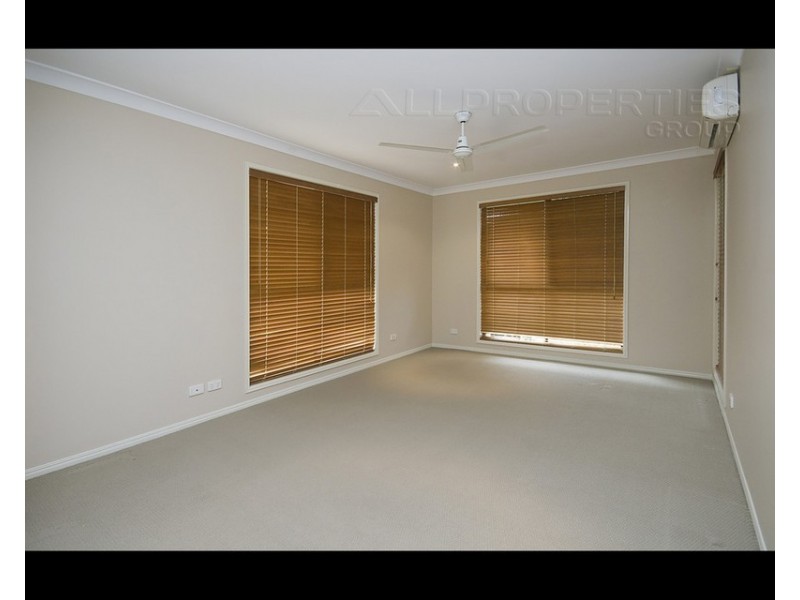 9 Scarlet Pl, Forest Lake QLD 4078