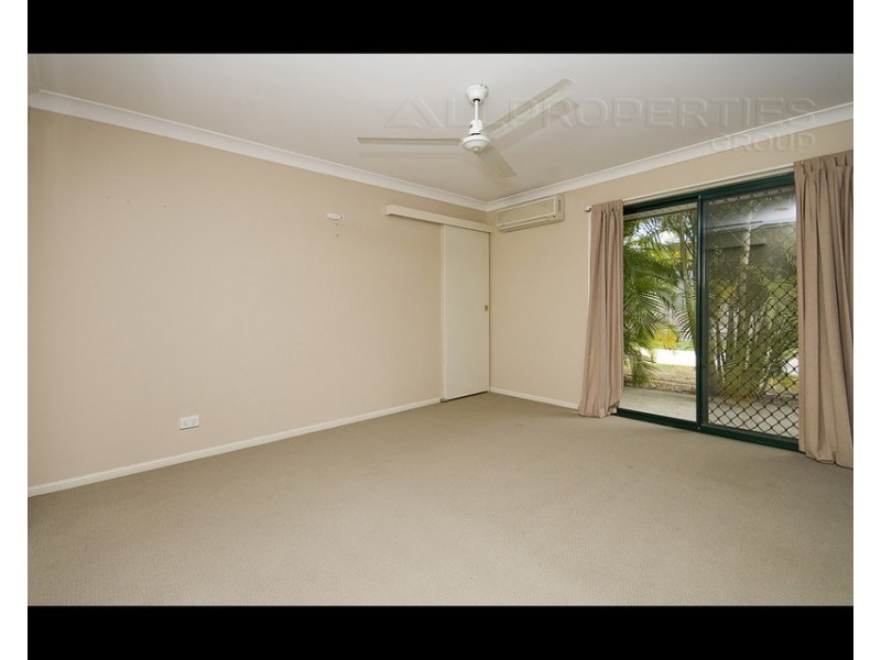 9 Scarlet Pl, Forest Lake QLD 4078