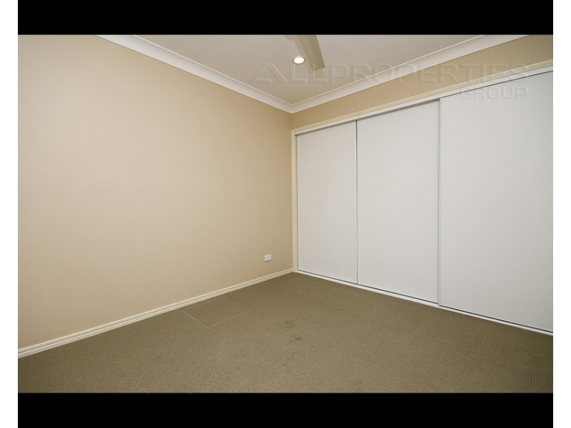 9 Scarlet Pl, Forest Lake QLD 4078