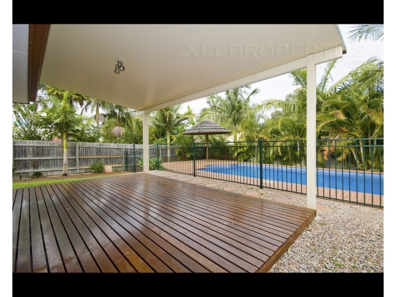 9 Scarlet Pl, Forest Lake QLD 4078