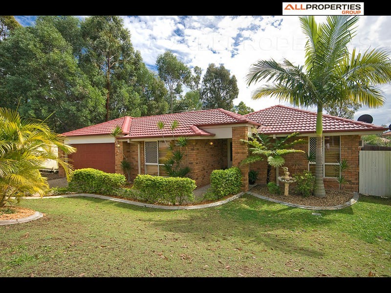 8 Hyde Place, Forest Lake QLD 4078