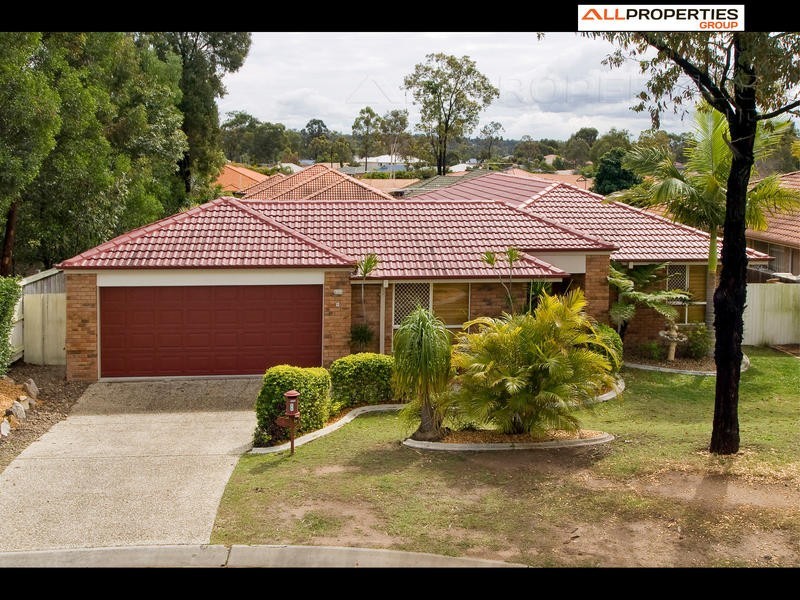 8 Hyde Place, Forest Lake QLD 4078