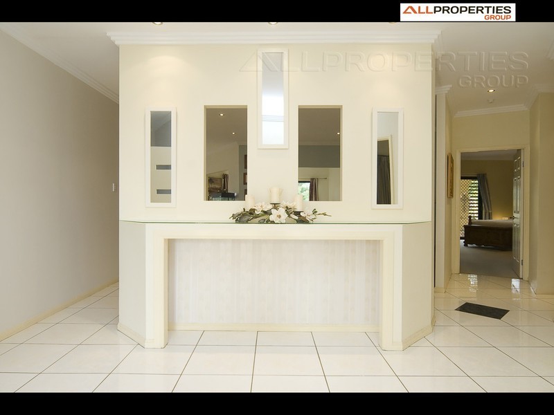 36 Carisbrook Circuit, Forest Lake QLD 4078