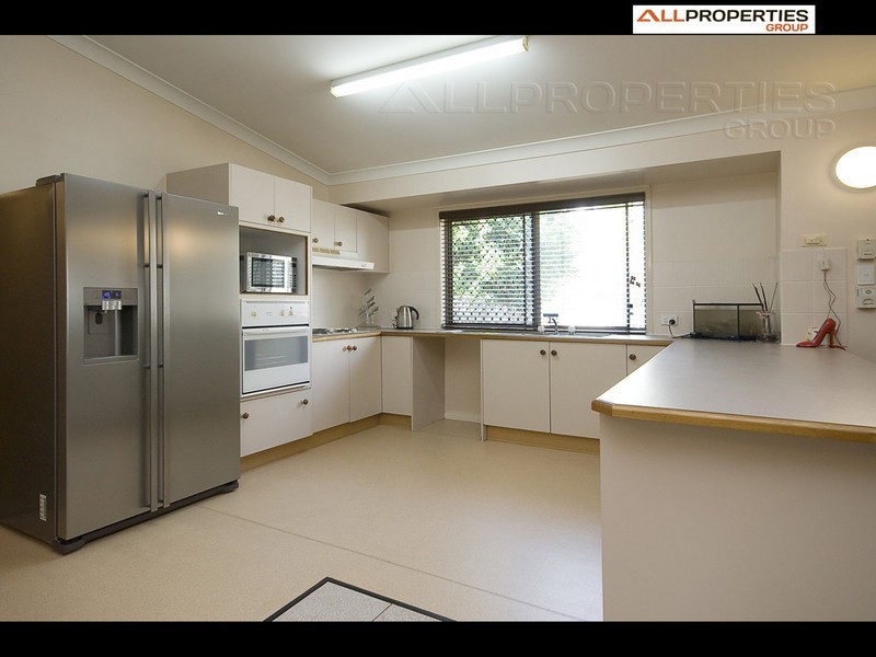 17 Pringle Place – Homestead Village, Forest Lake QLD 4078