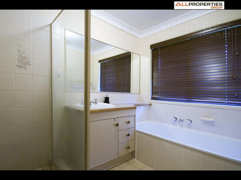 17 Pringle Place – Homestead Village, Forest Lake QLD 4078