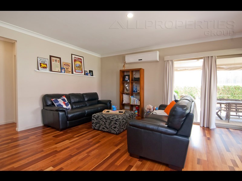 8 Pelsart Place, Drewvale QLD 4116
