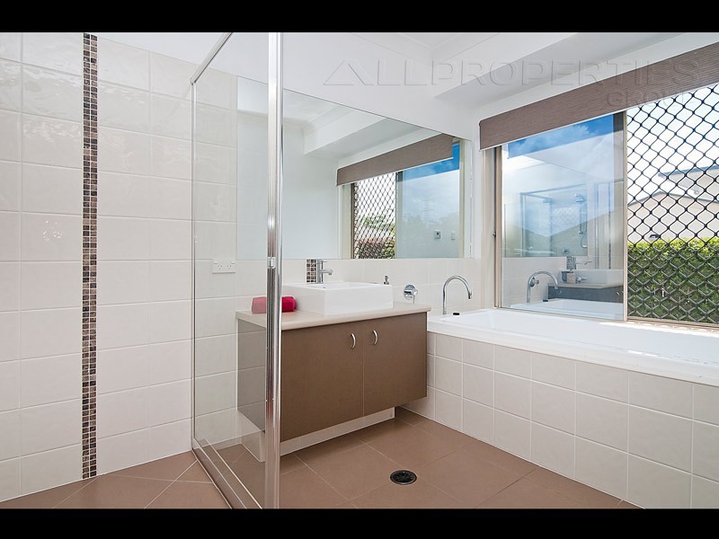 8 Pelsart Place, Drewvale QLD 4116