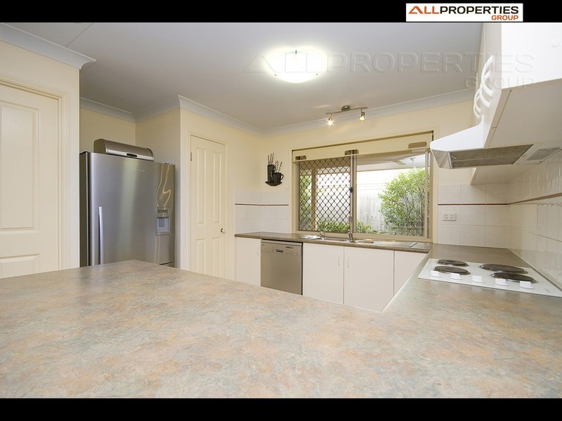 47 Golden Ave, Calamvale QLD 4116