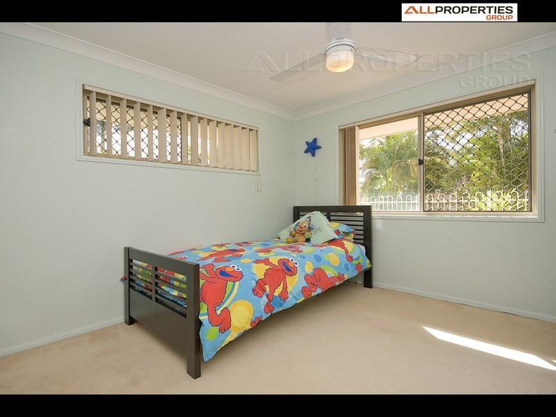 47 Golden Ave, Calamvale QLD 4116