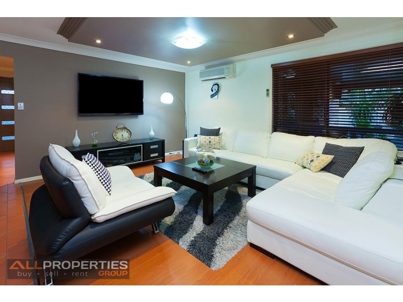 72 Dampier Cres, Drewvale QLD 4116