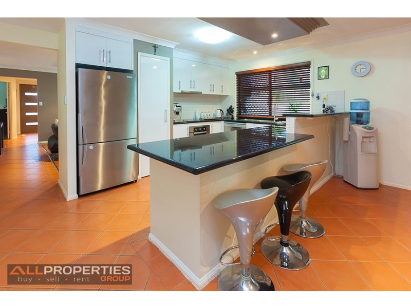 72 Dampier Cres, Drewvale QLD 4116