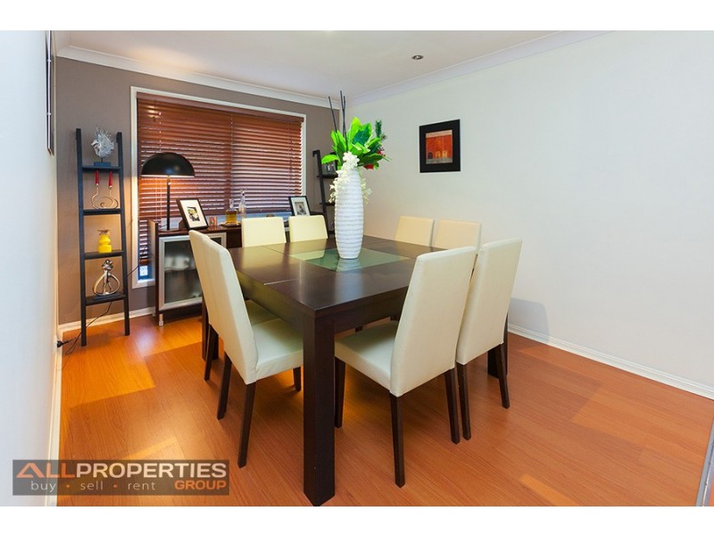 72 Dampier Cres, Drewvale QLD 4116