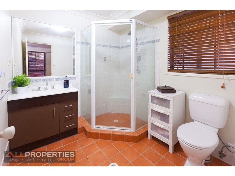 72 Dampier Cres, Drewvale QLD 4116