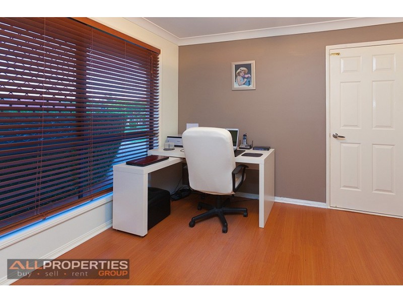 72 Dampier Cres, Drewvale QLD 4116