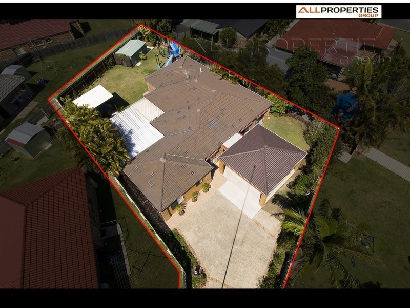 11 CONFERTA PLACE, Regents Park QLD 4118