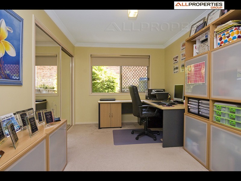 5 Bellthorpe Place, Forest Lake QLD 4078