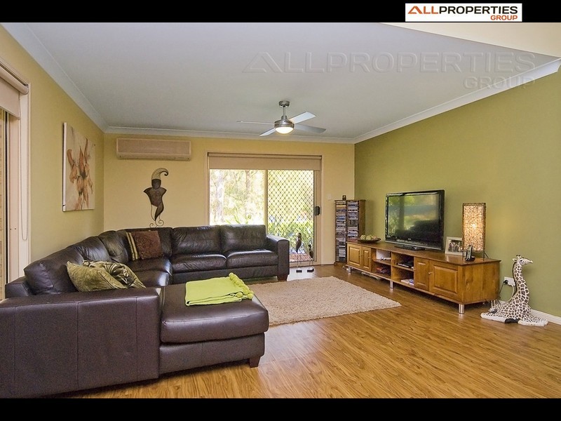 5 Bellthorpe Place, Forest Lake QLD 4078