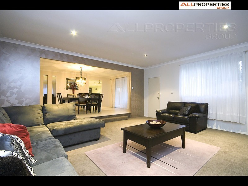 16 Crestone Pl, Algester QLD 4115