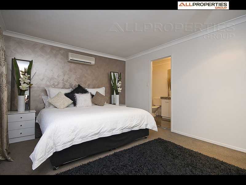 16 Crestone Pl, Algester QLD 4115