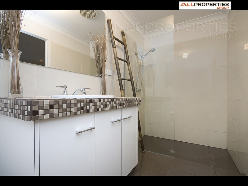 16 Crestone Pl, Algester QLD 4115