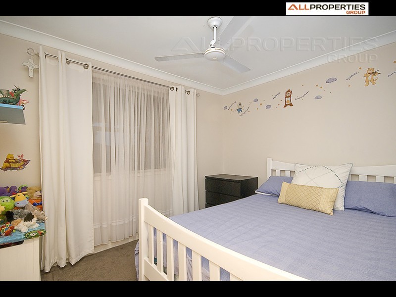 16 Crestone Pl, Algester QLD 4115