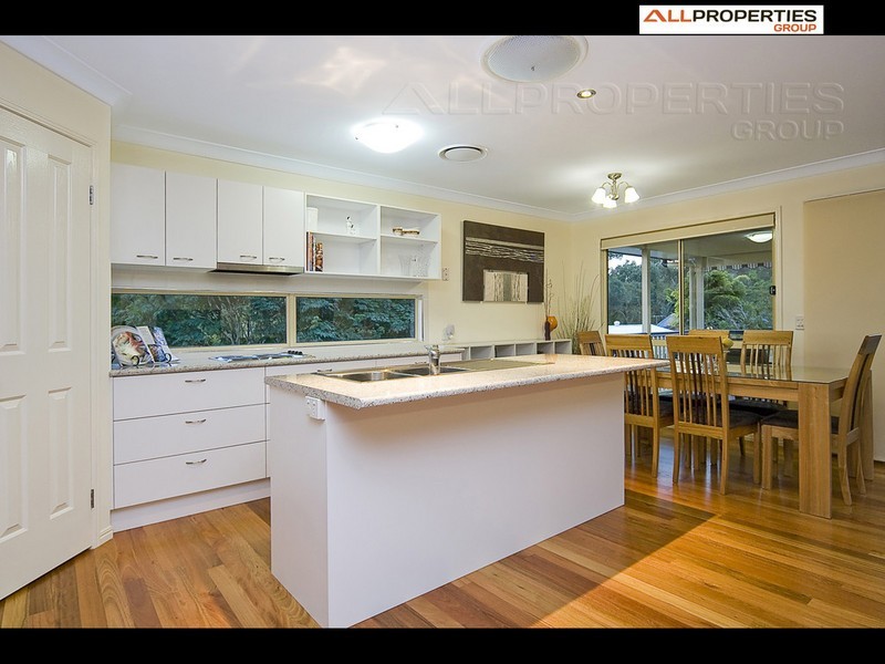23 Statesman Cres, Sunnybank Hills QLD 4109