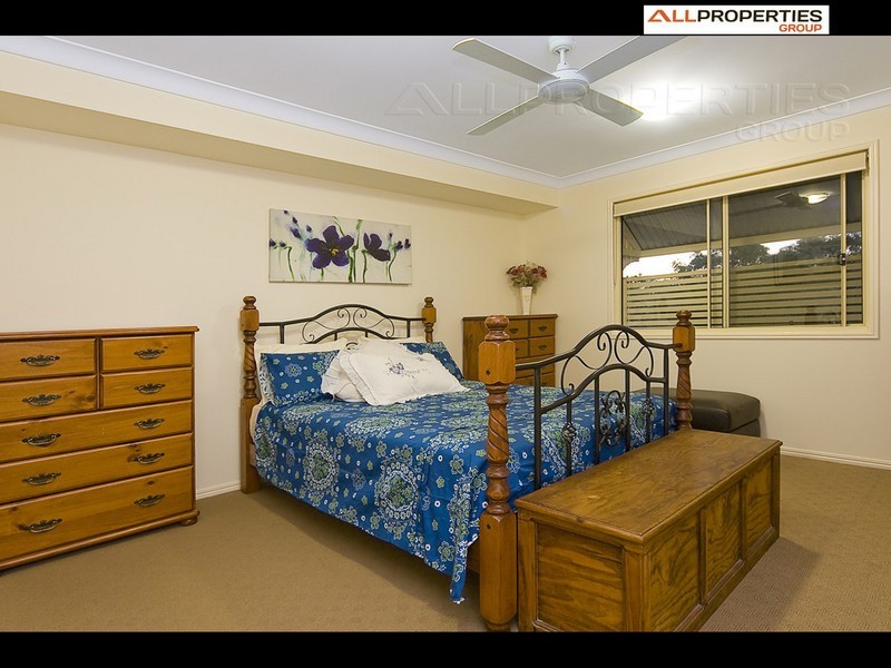 23 Statesman Cres, Sunnybank Hills QLD 4109