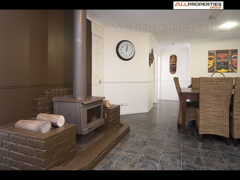 6 Jardine Court, Hillcrest QLD 4118