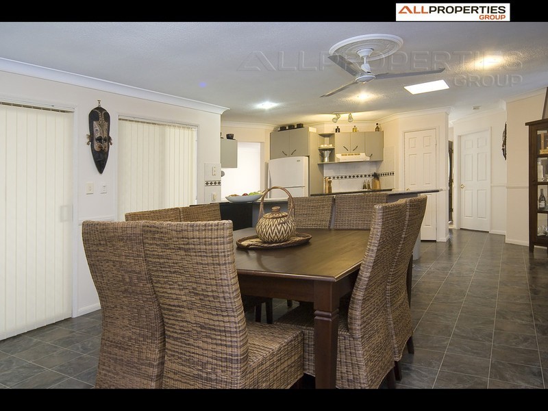 6 Jardine Court, Hillcrest QLD 4118
