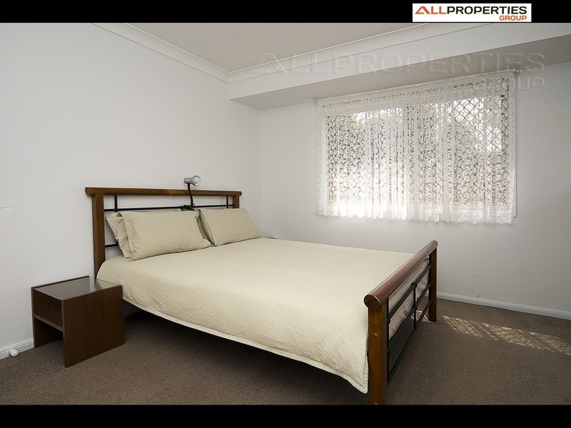 6 Jardine Court, Hillcrest QLD 4118