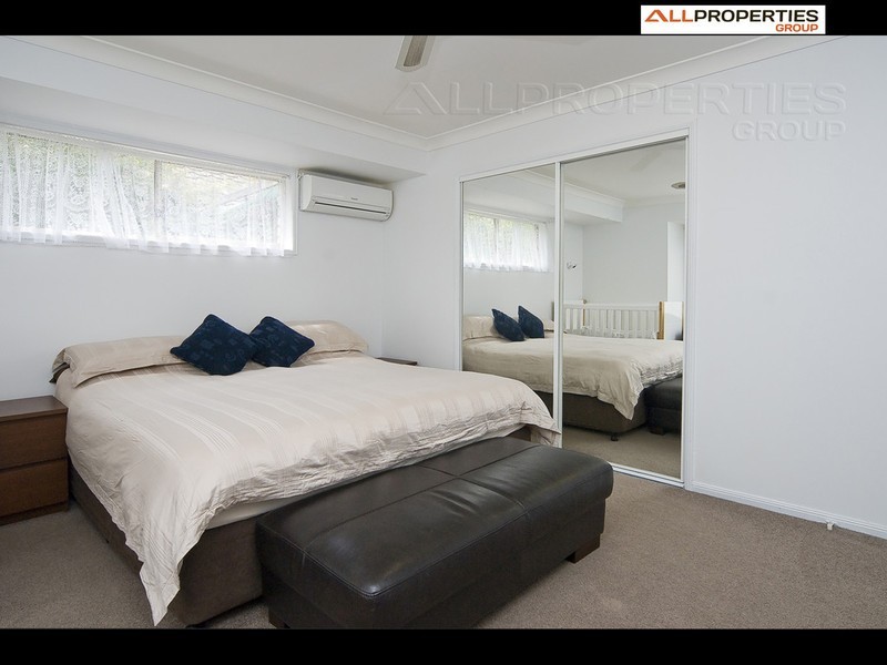 6 Jardine Court, Hillcrest QLD 4118