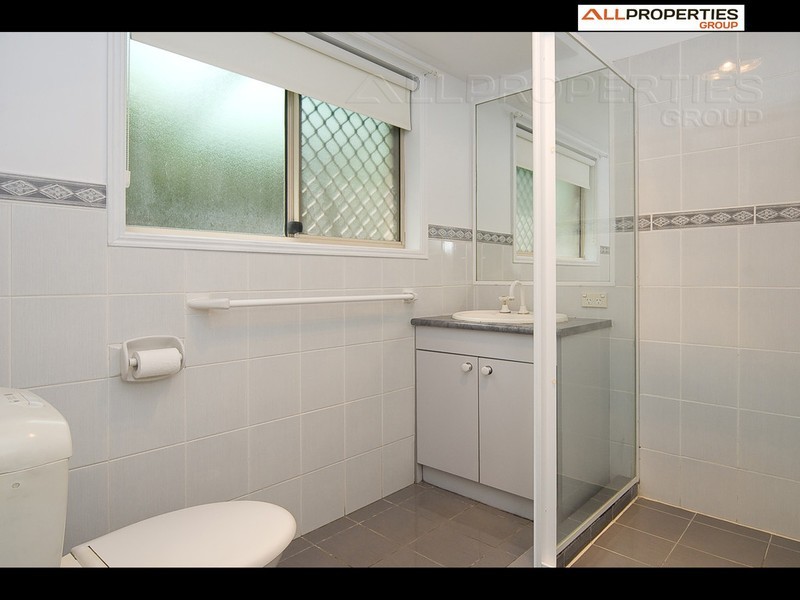 6 Jardine Court, Hillcrest QLD 4118