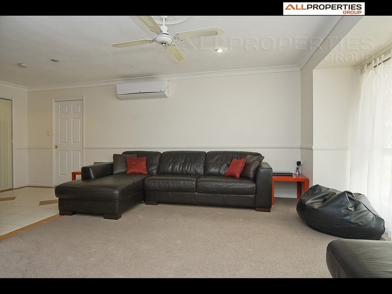 6 Jardine Court, Hillcrest QLD 4118