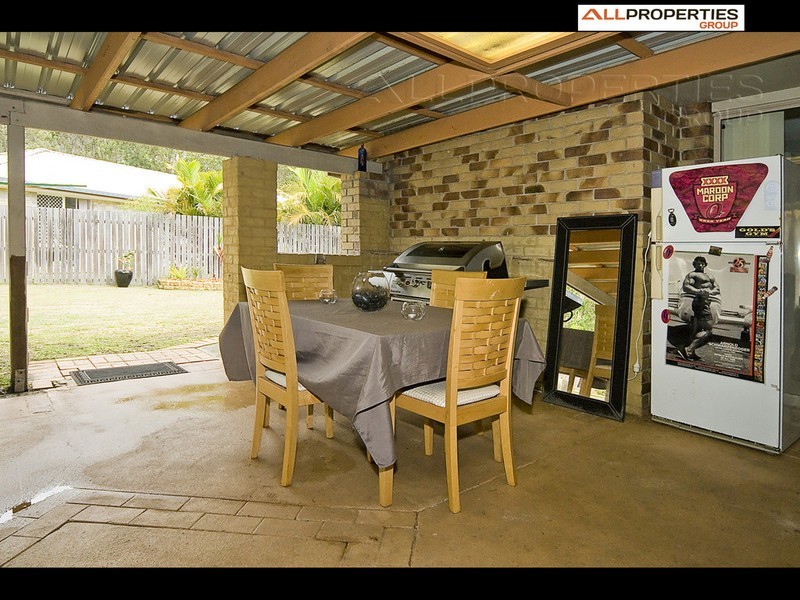 6 Jardine Court, Hillcrest QLD 4118