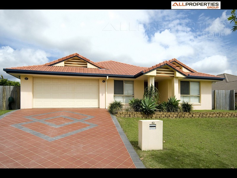 43 Parkwood Drive, Heathwood QLD 4110