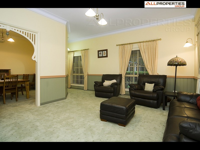 26 The Chase, Forestdale QLD 4118
